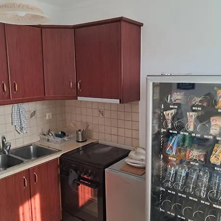 La Marina Di Lefkas Hostel *